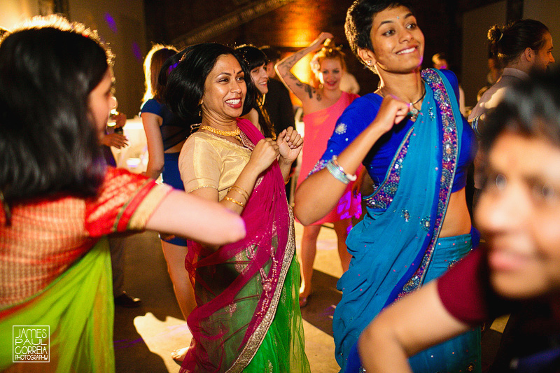 Fonderie Darling dancing at reception