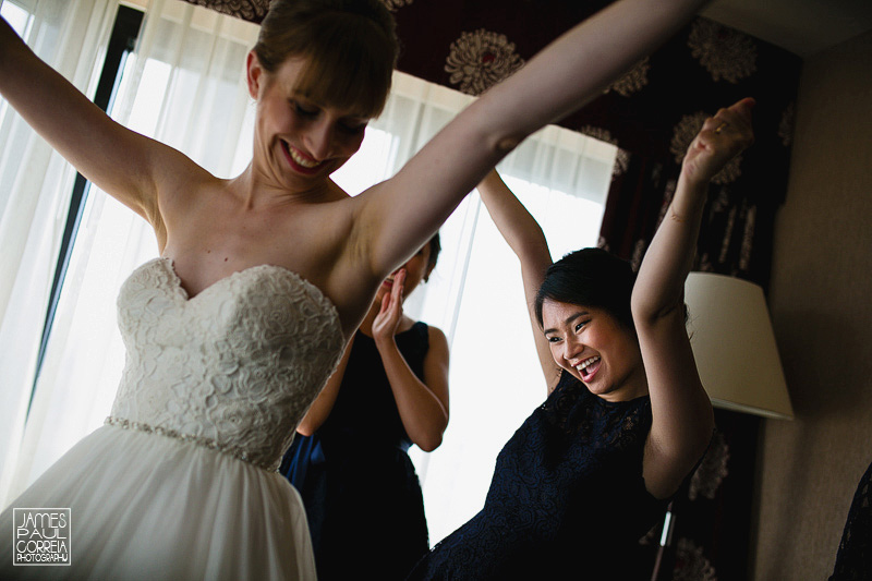 intercontinental hotel wedding photographer bride getting dressed