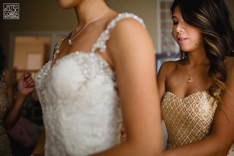 montreal wedding photographer getting ready