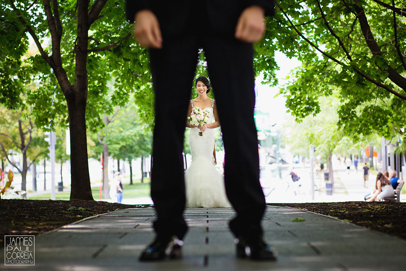 montreal wedding photographer first look