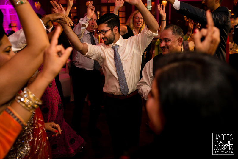 toronto wedding reception photographer dancing