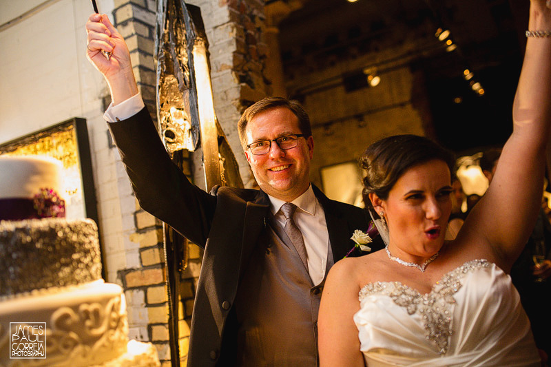 toronto wedding cake cutting