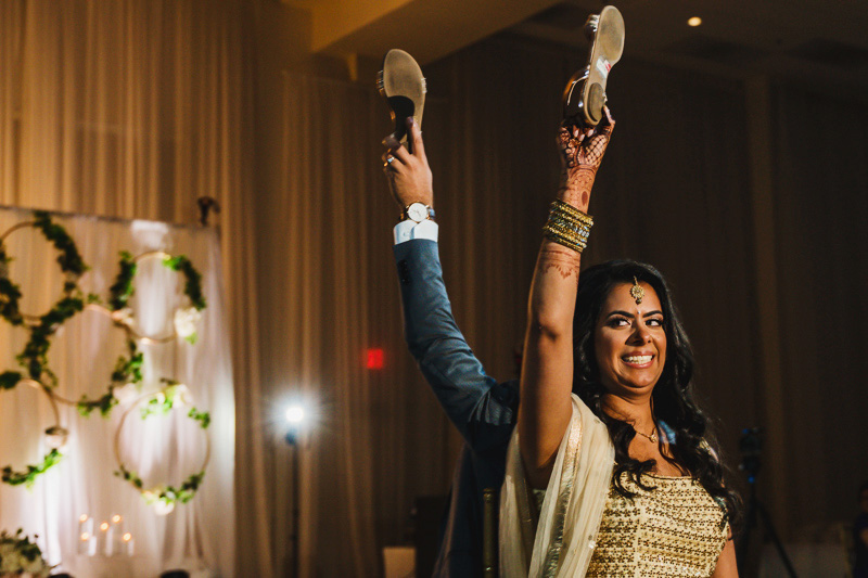 Lakeshore Convention Centre Wedding Photographer shoe game