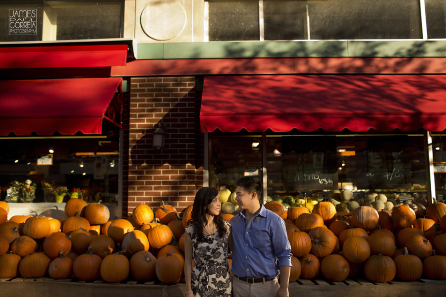 Montreal-engagement-session-fall-pumpkins-halloween
