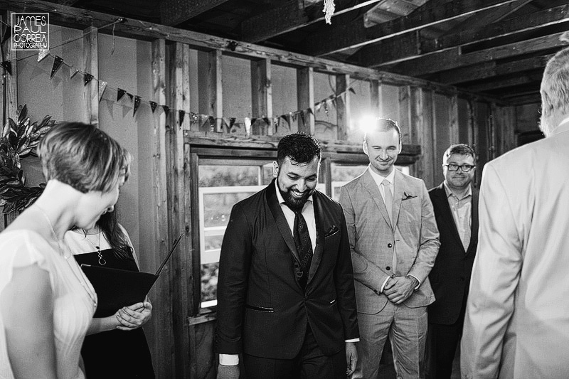 ontario barn wedding ceremony photographer